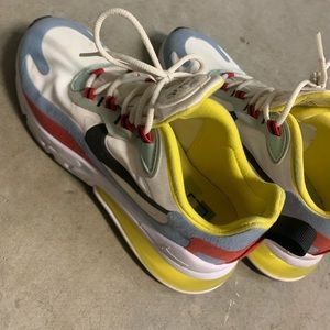 Nike react 270; size 6.5 women; blue yellow red color